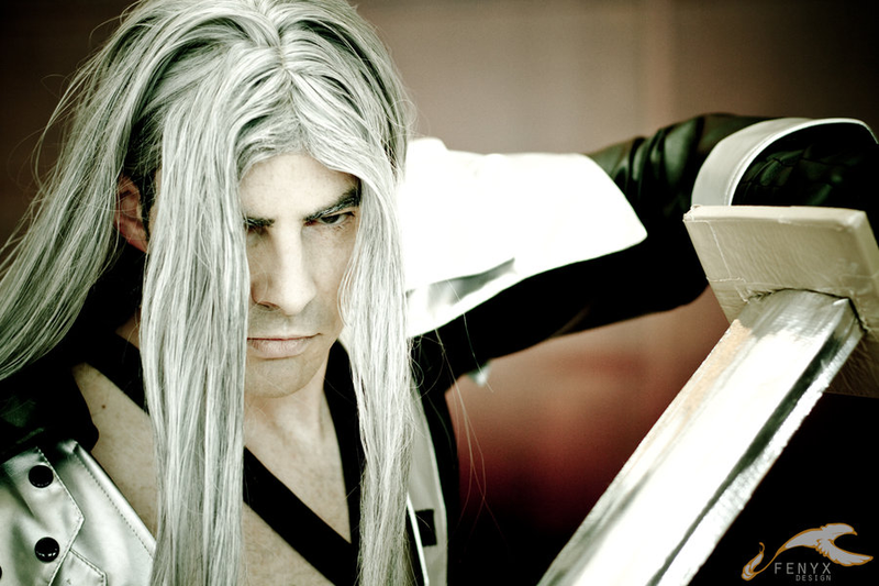 Illustration for article titled On Your Knees, I Want You To Beg for this Sephiroth Cosplay